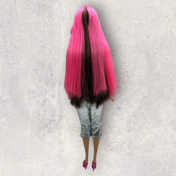 Glam N Jam Teresa Barbie Doll Flexible Waist Body Twist Hair Pink/Brown EUC - Picture 11 of 13